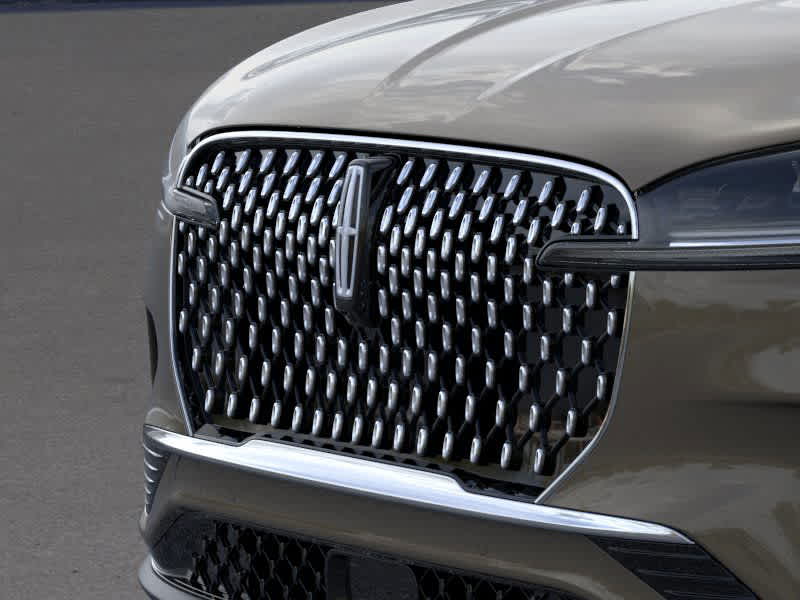 Thumbnail: 2026 Lincoln Aviator - 17