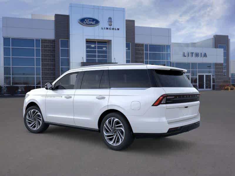 Thumbnail: 2025 Lincoln Navigator - 4