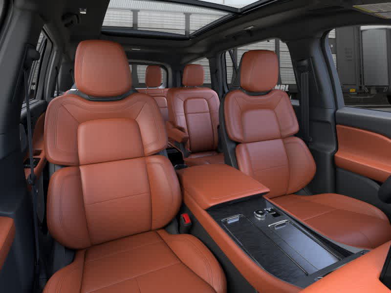 Thumbnail: 2026 Lincoln Aviator - 10