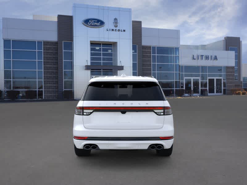 Thumbnail: 2026 Lincoln Aviator - 5