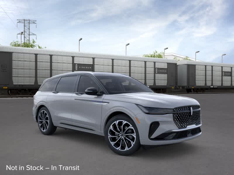 Thumbnail: 2026 Lincoln Nautilus - 7
