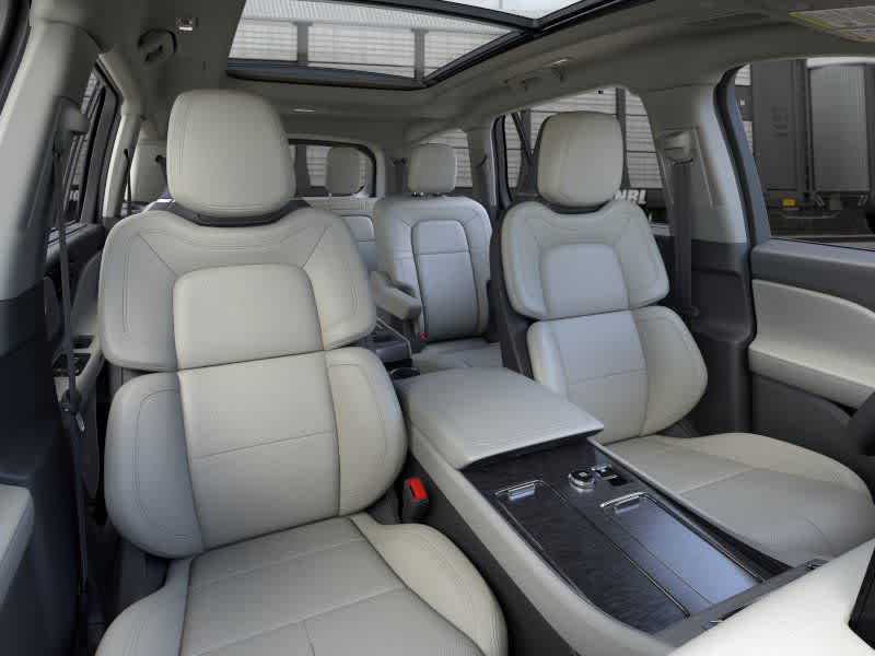 Thumbnail: 2025 Lincoln Aviator - 10