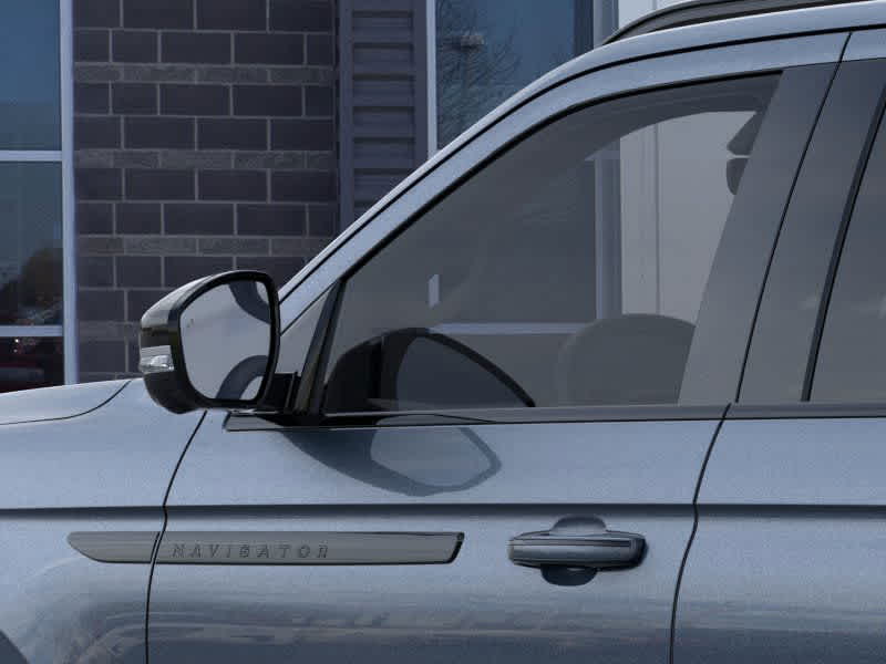 Thumbnail: 2026 Lincoln Navigator L - 20