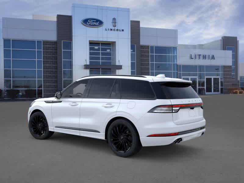 Thumbnail: 2026 Lincoln Aviator - 4