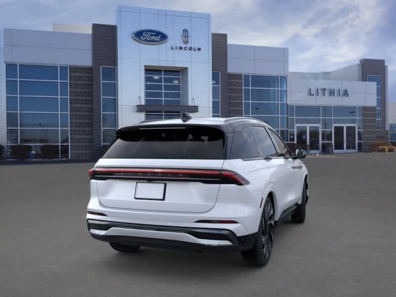 Thumbnail: 2026 Lincoln Nautilus - 8