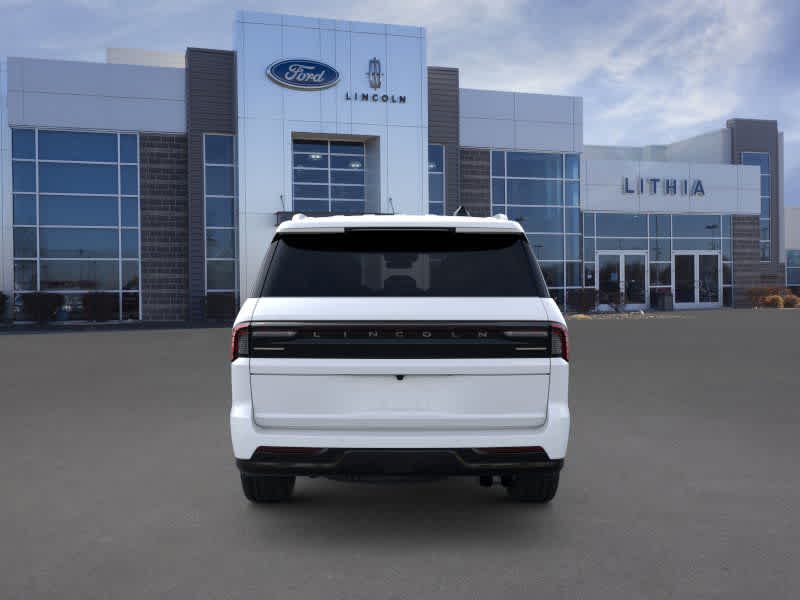 Thumbnail: 2025 Lincoln Navigator - 5