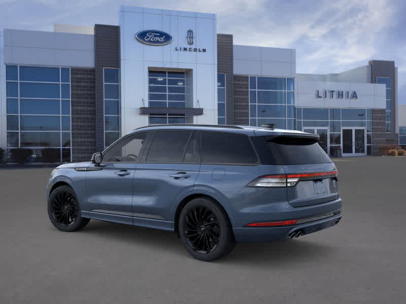 Thumbnail: 2026 Lincoln Aviator - 4