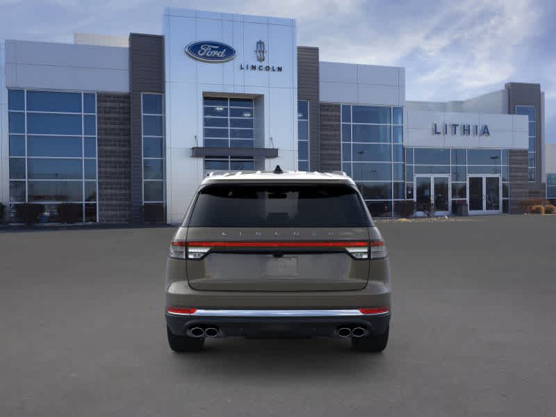 Thumbnail: 2026 Lincoln Aviator - 5