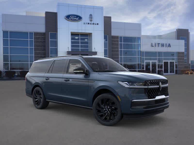 Thumbnail: 2026 Lincoln Navigator L - 7