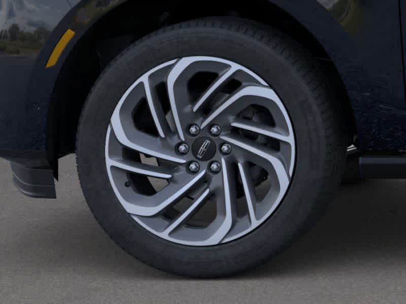 Thumbnail: 2025 Lincoln Navigator - 19