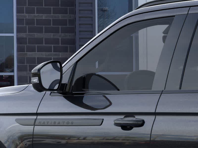 Thumbnail: 2026 Lincoln Navigator - 20