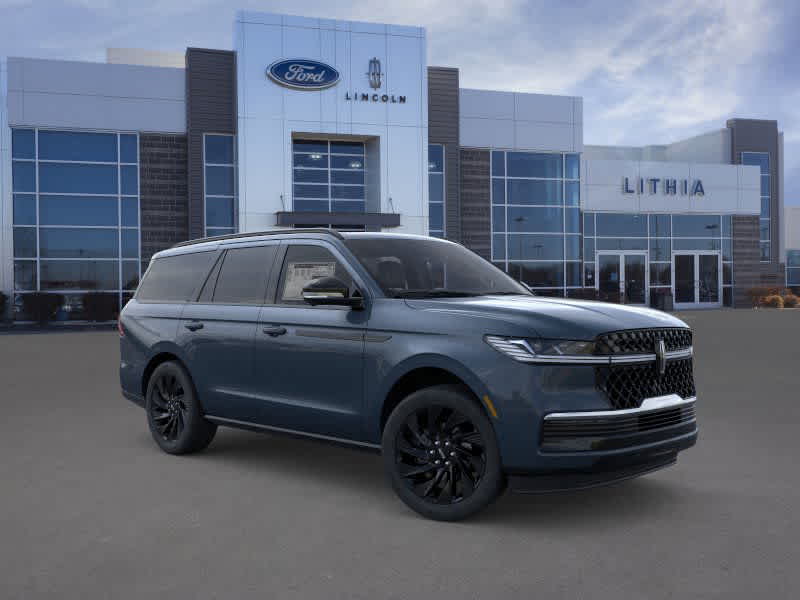Thumbnail: 2025 Lincoln Navigator - 7