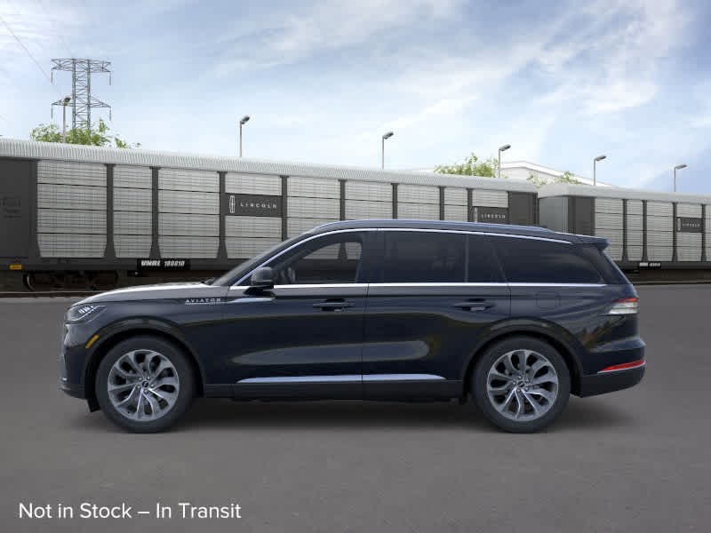 Thumbnail: 2026 Lincoln Aviator - 3