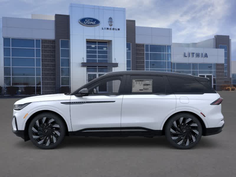 Thumbnail: 2026 Lincoln Nautilus - 3