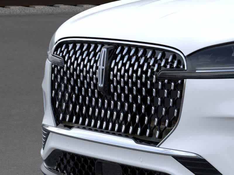 Thumbnail: 2025 Lincoln Aviator - 17