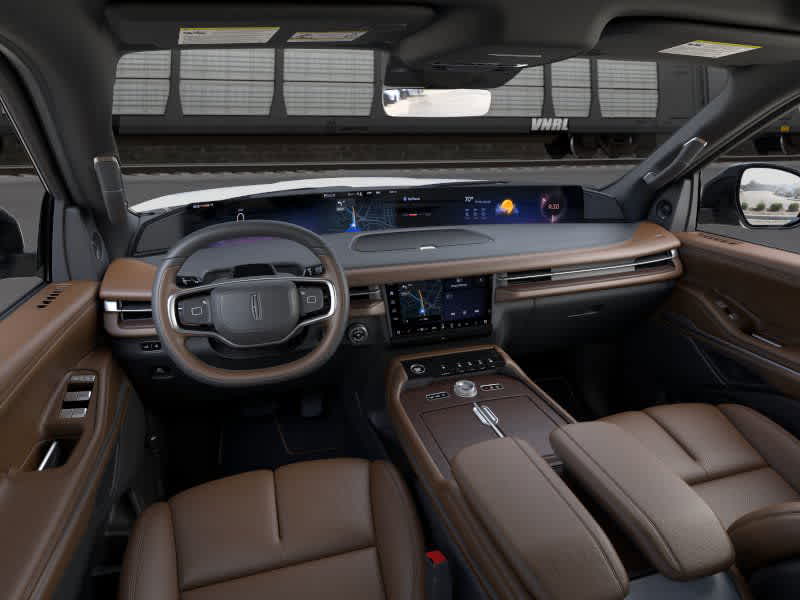 Thumbnail: 2025 Lincoln Navigator L - 9