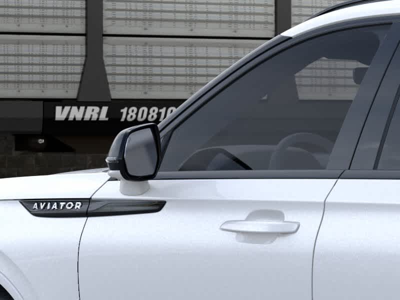Thumbnail: 2026 Lincoln Aviator - 20