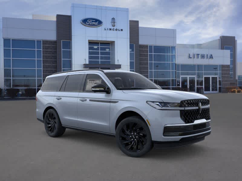 Thumbnail: 2025 Lincoln Navigator - 7