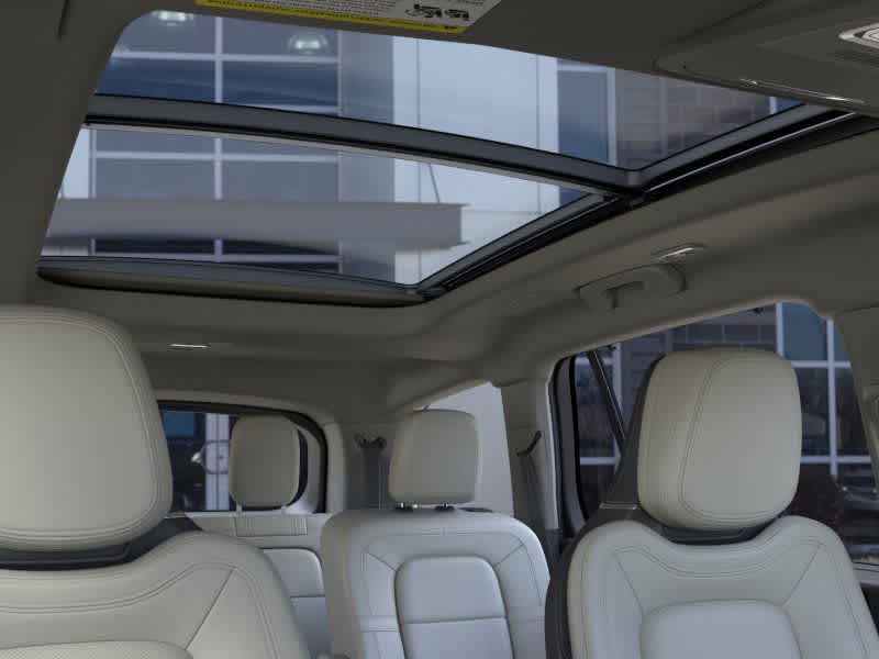 Thumbnail: 2026 Lincoln Aviator - 22