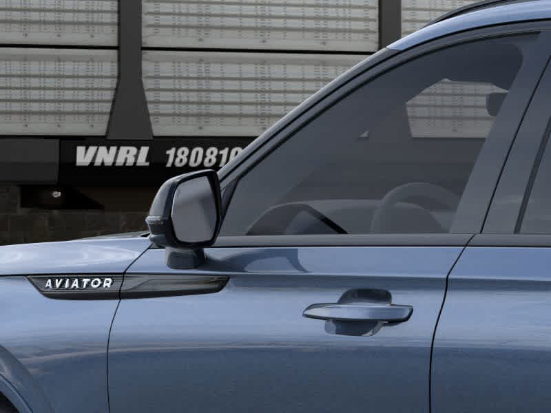 Thumbnail: 2026 Lincoln Aviator - 20