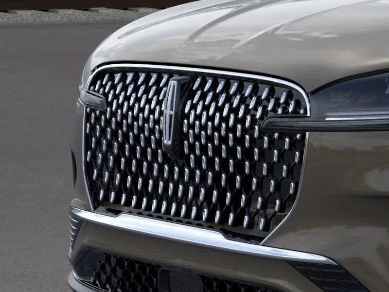 Thumbnail: 2026 Lincoln Aviator - 17