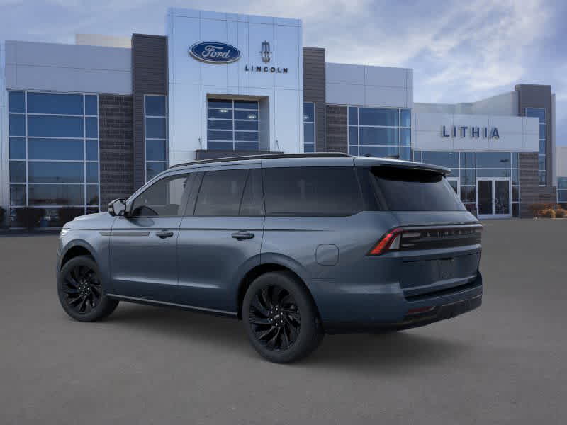 Thumbnail: 2025 Lincoln Navigator - 4