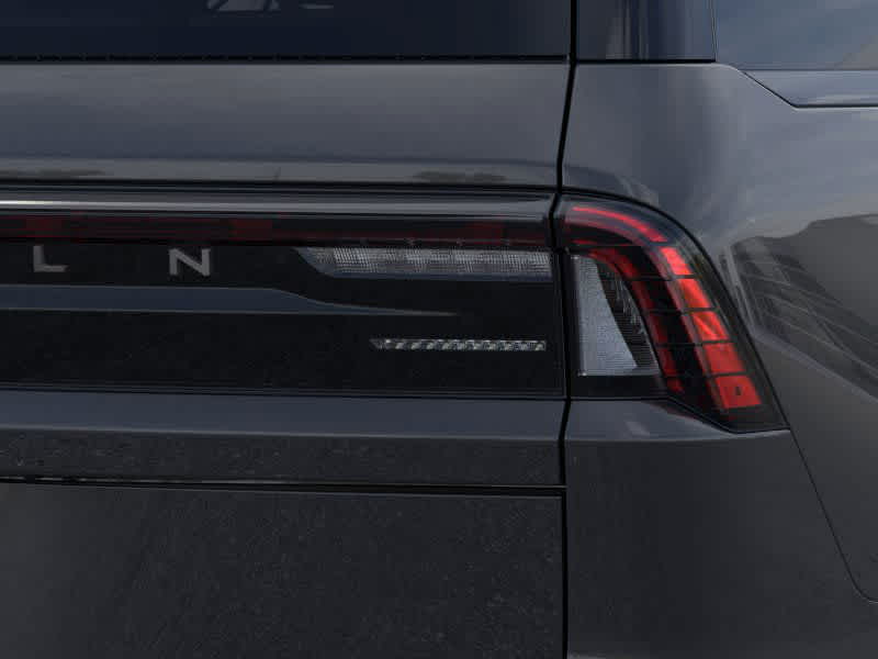 Thumbnail: 2026 Lincoln Navigator - 21