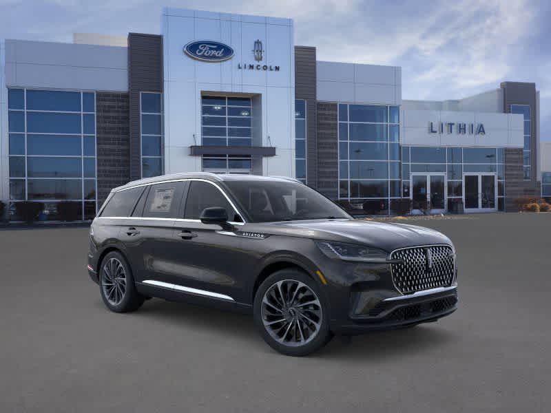 Thumbnail: 2026 Lincoln Aviator - 7