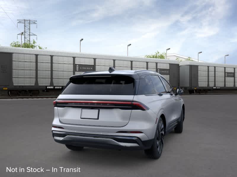 Thumbnail: 2026 Lincoln Nautilus - 8