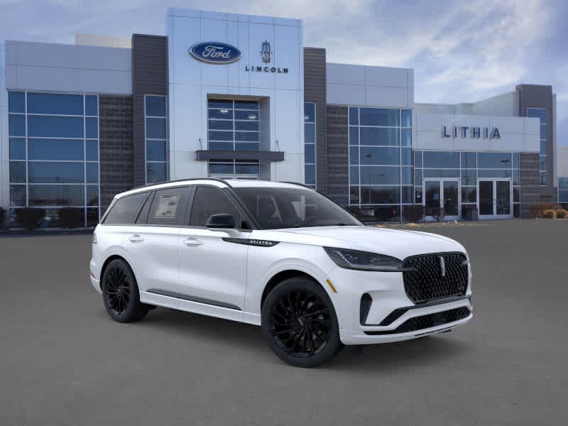 Thumbnail: 2026 Lincoln Aviator - 7