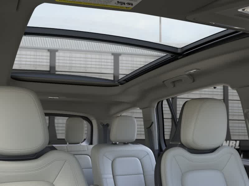 Thumbnail: 2026 Lincoln Aviator - 22