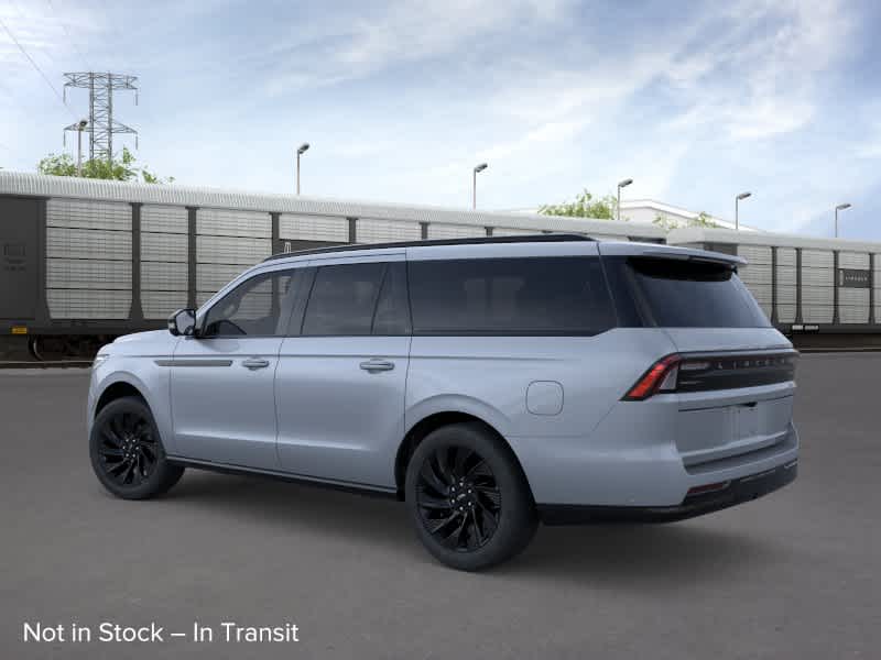 Thumbnail: 2026 Lincoln Navigator L - 4