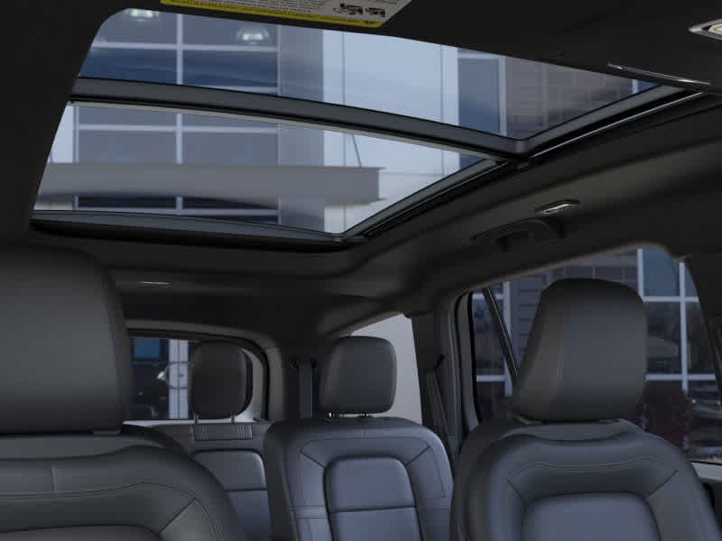 Thumbnail: 2026 Lincoln Aviator - 22