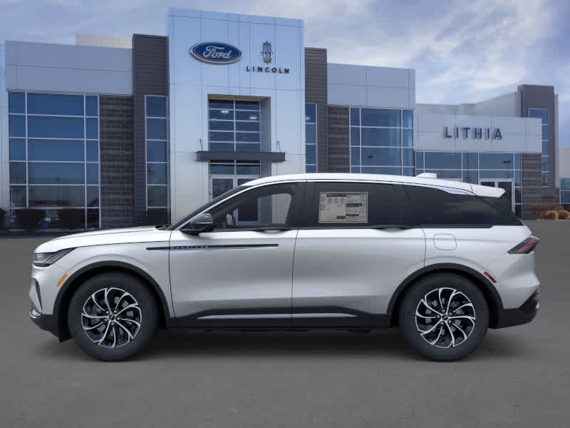 Thumbnail: 2026 Lincoln Nautilus - 3