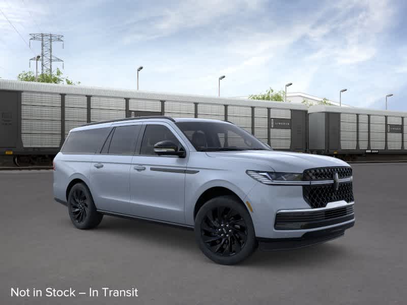 Thumbnail: 2026 Lincoln Navigator L - 7