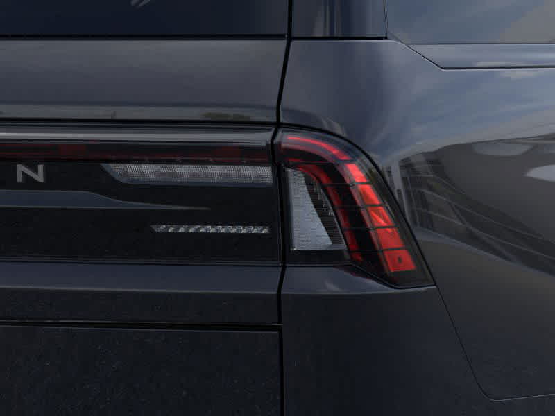 Thumbnail: 2025 Lincoln Navigator L - 21