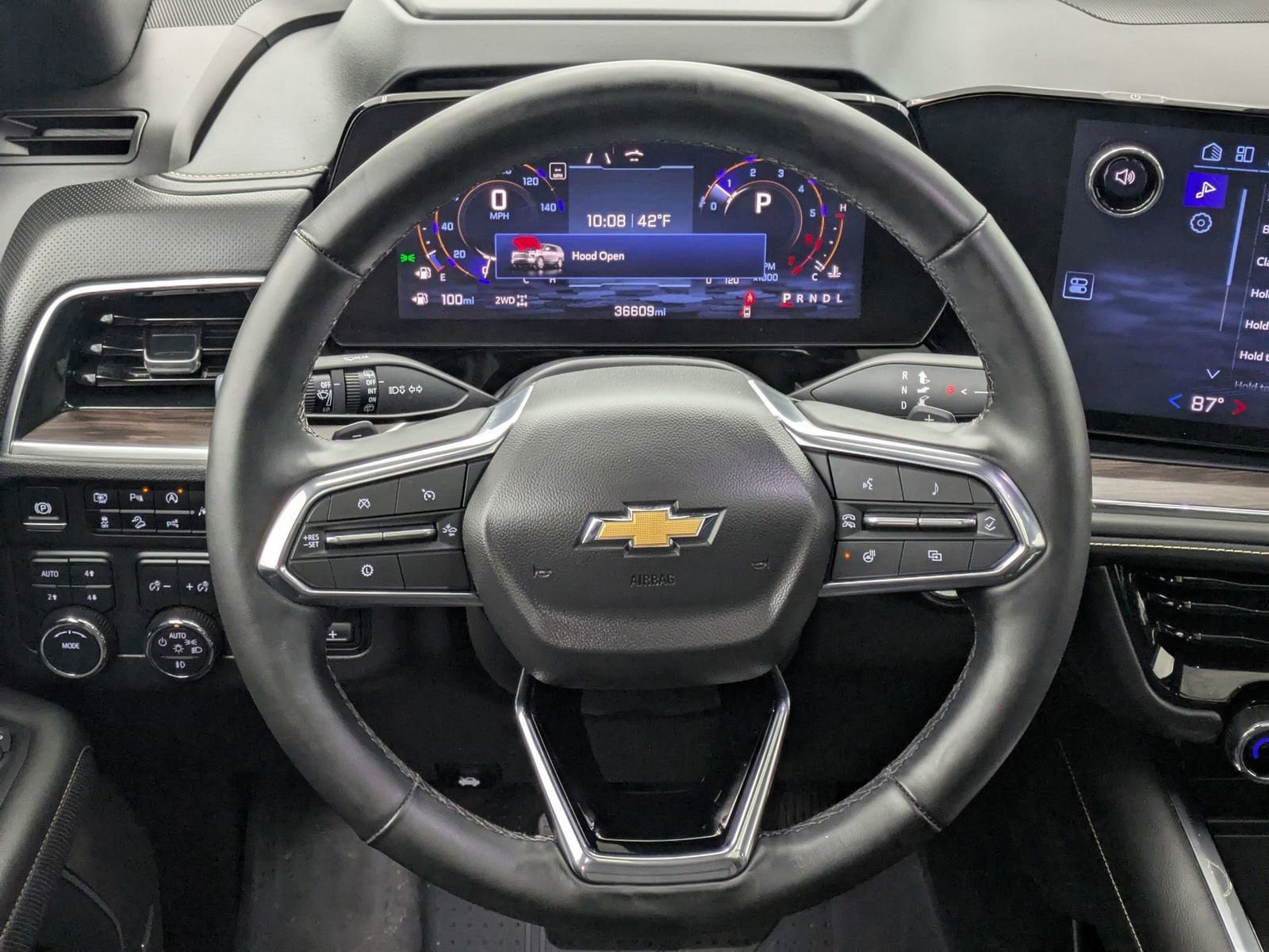 Thumbnail: 2025 Chevrolet Tahoe - 23