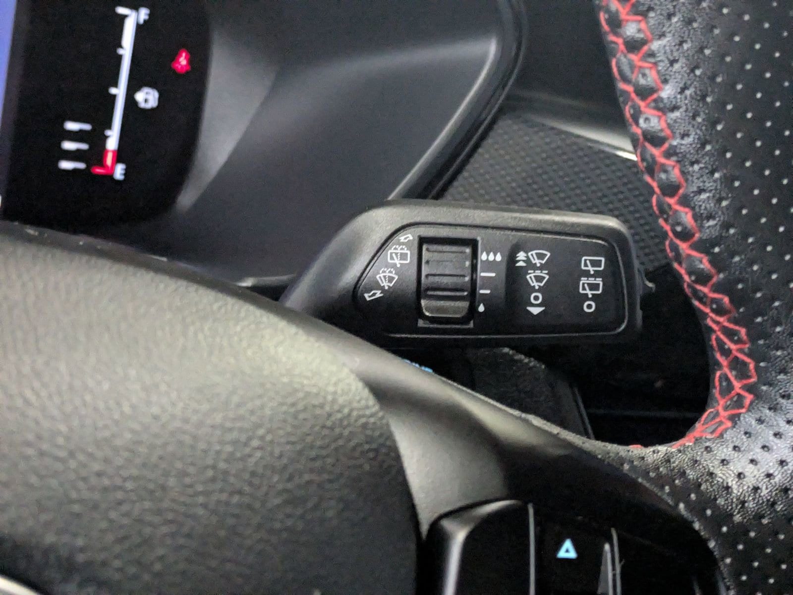 Thumbnail: 2023 Ford Escape - 25