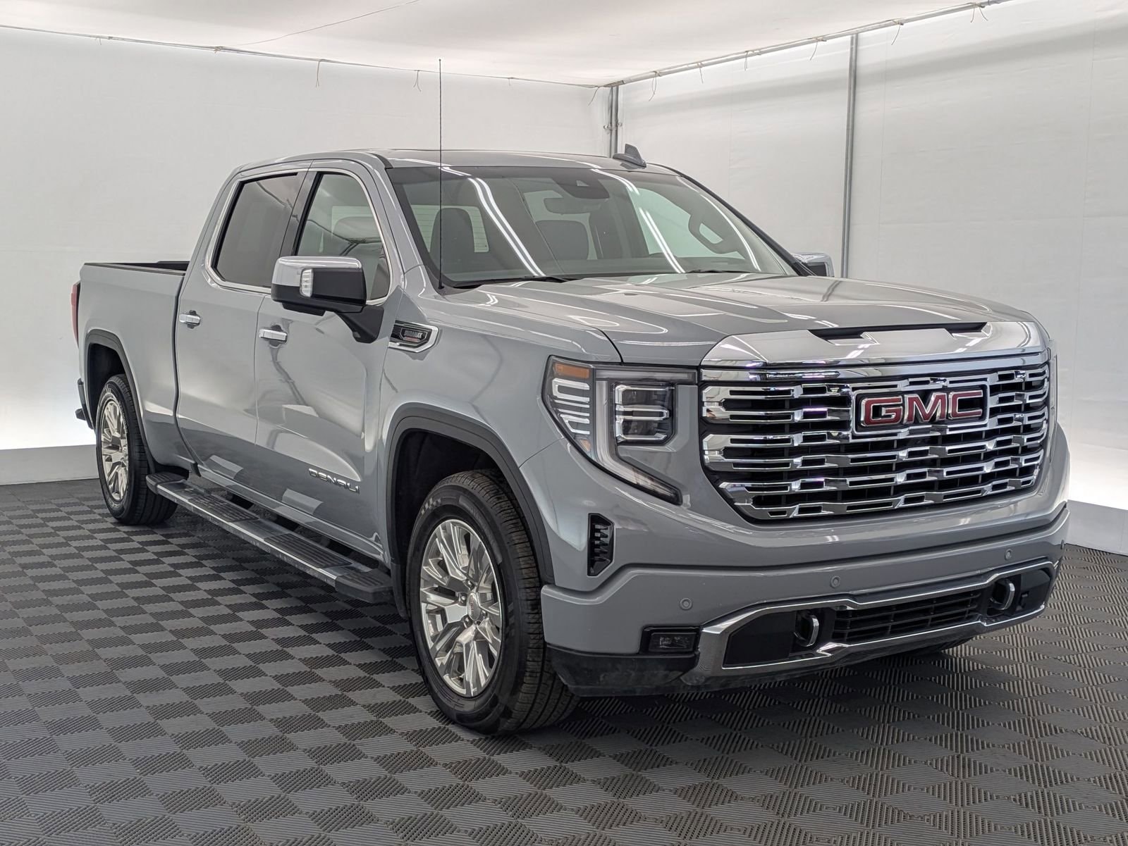 Thumbnail: 2025 GMC Sierra 1500 - 7