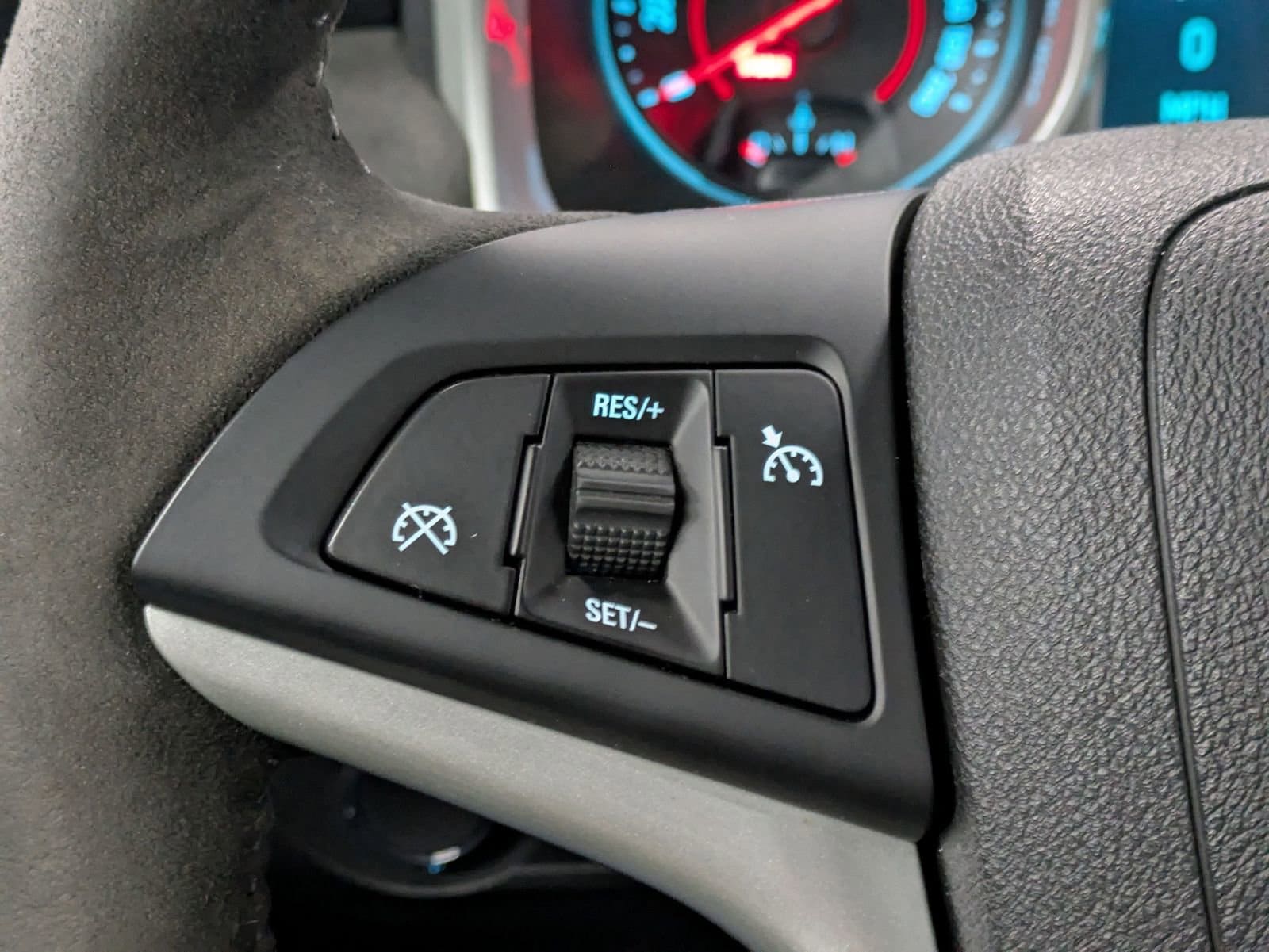 Thumbnail: 2015 Chevrolet Camaro - 22