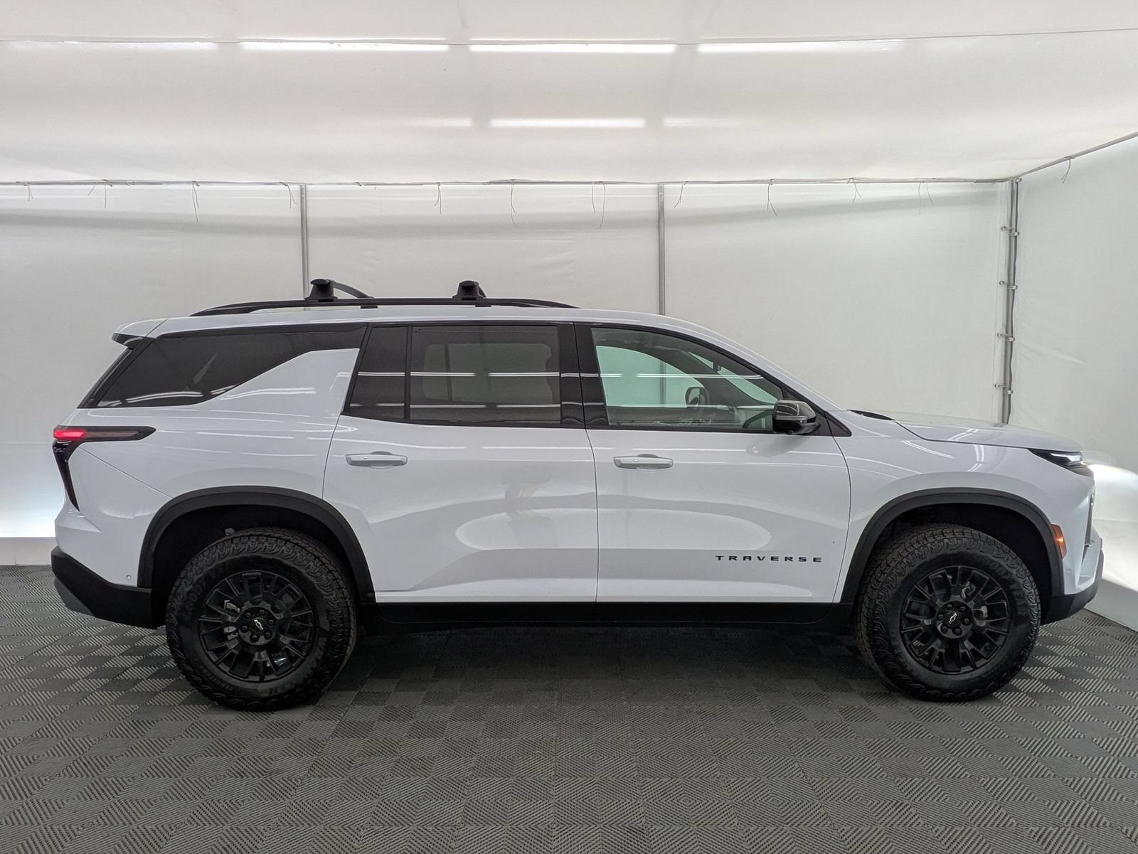 Thumbnail: 2026 Chevrolet Traverse - 6