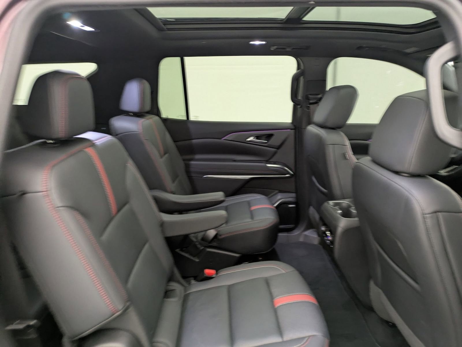 Thumbnail: 2024 Chevrolet Traverse - 22