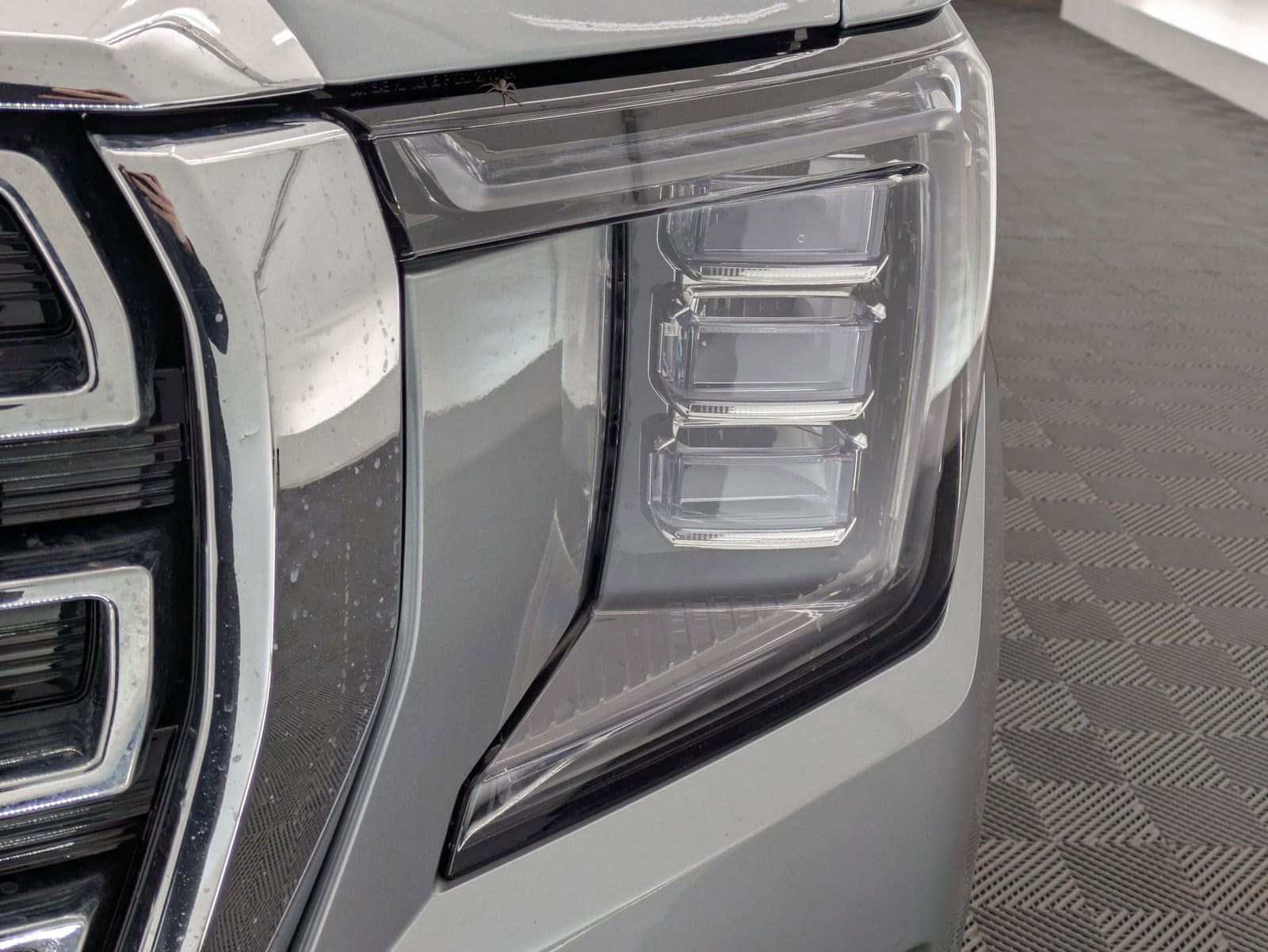 Thumbnail: 2024 GMC Yukon XL - 10