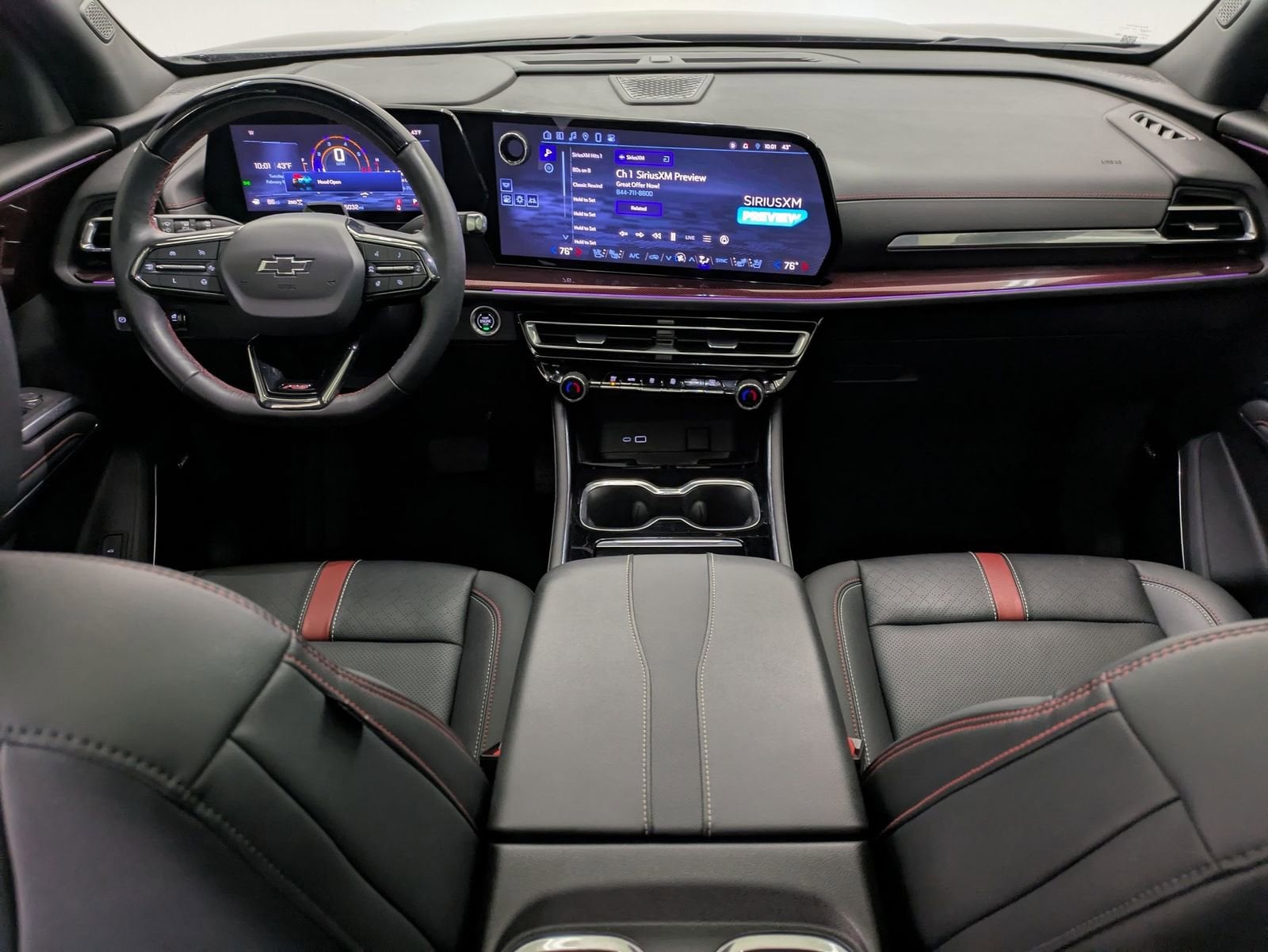 Thumbnail: 2024 Chevrolet Traverse - 16