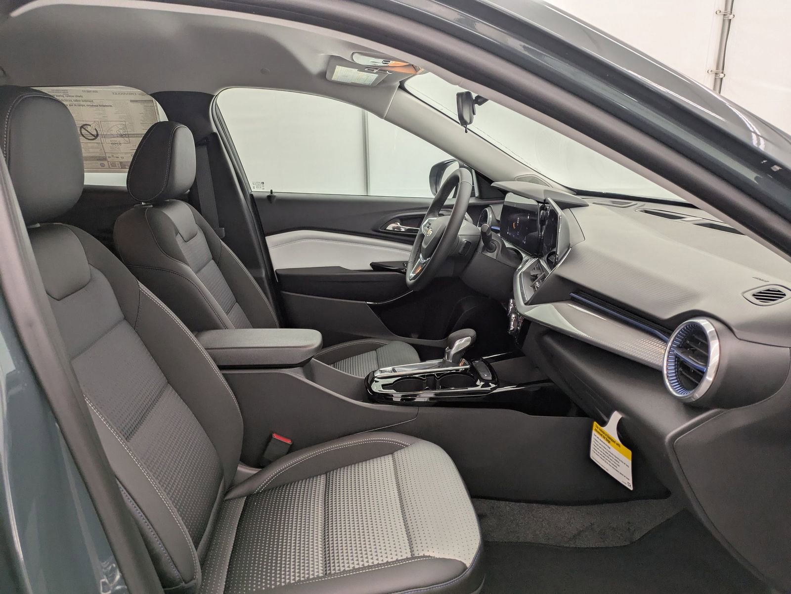 Thumbnail: 2026 Chevrolet Trax - 22