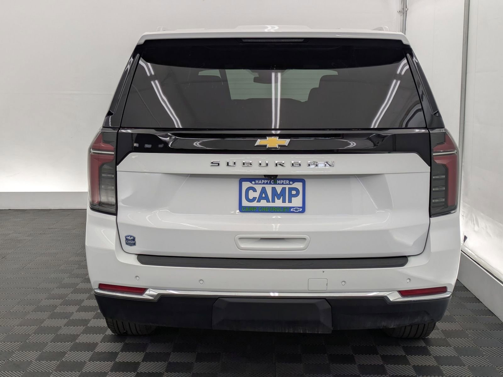 Thumbnail: 2025 Chevrolet Suburban - 4