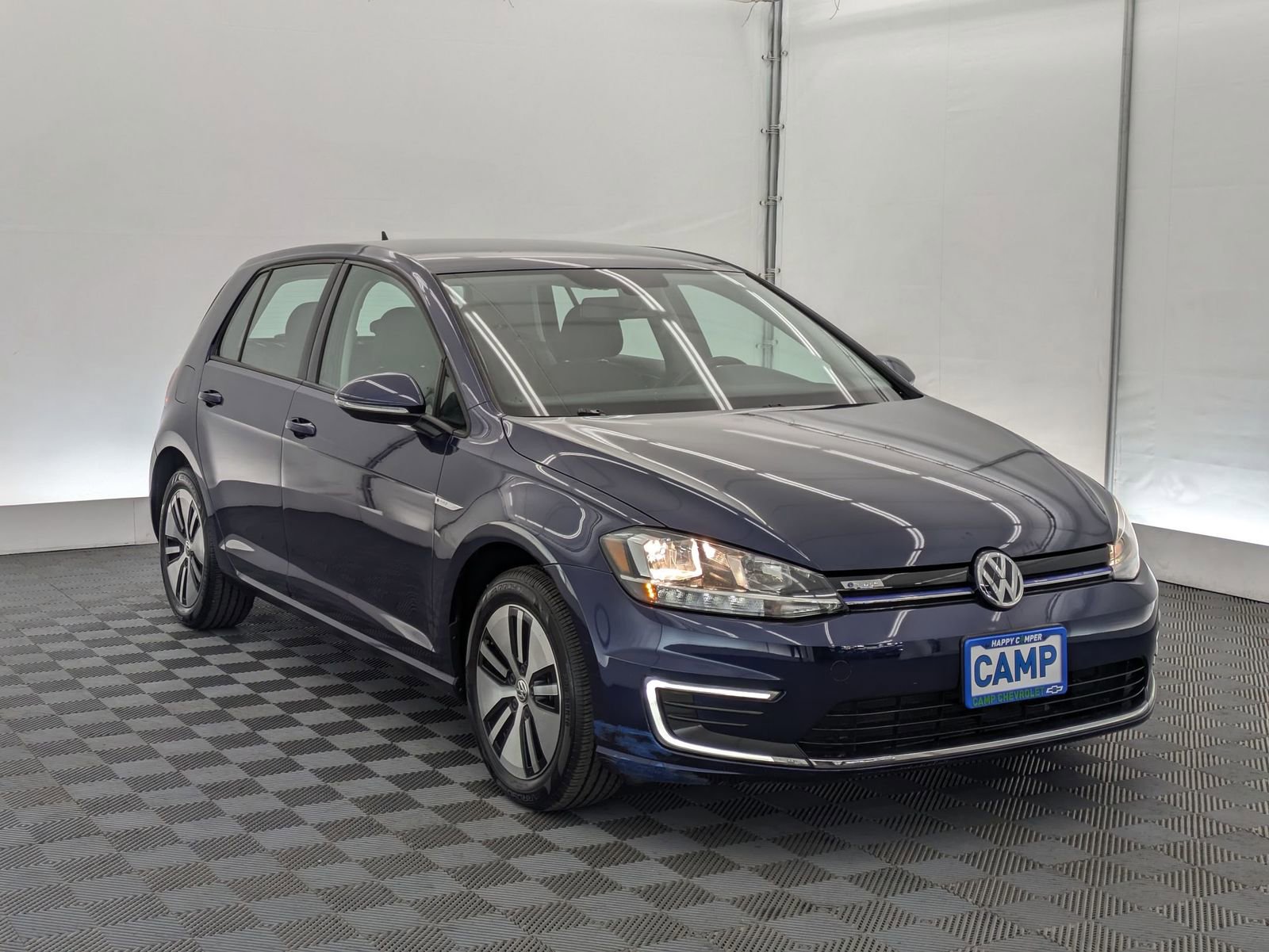Thumbnail: 2019 Volkswagen e-Golf - 8