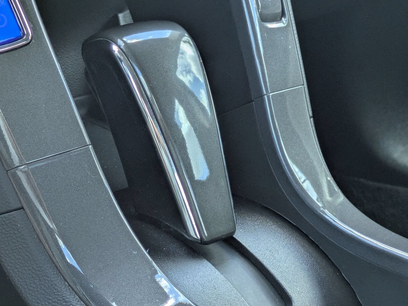 Thumbnail: 2015 Chevrolet Volt - 29