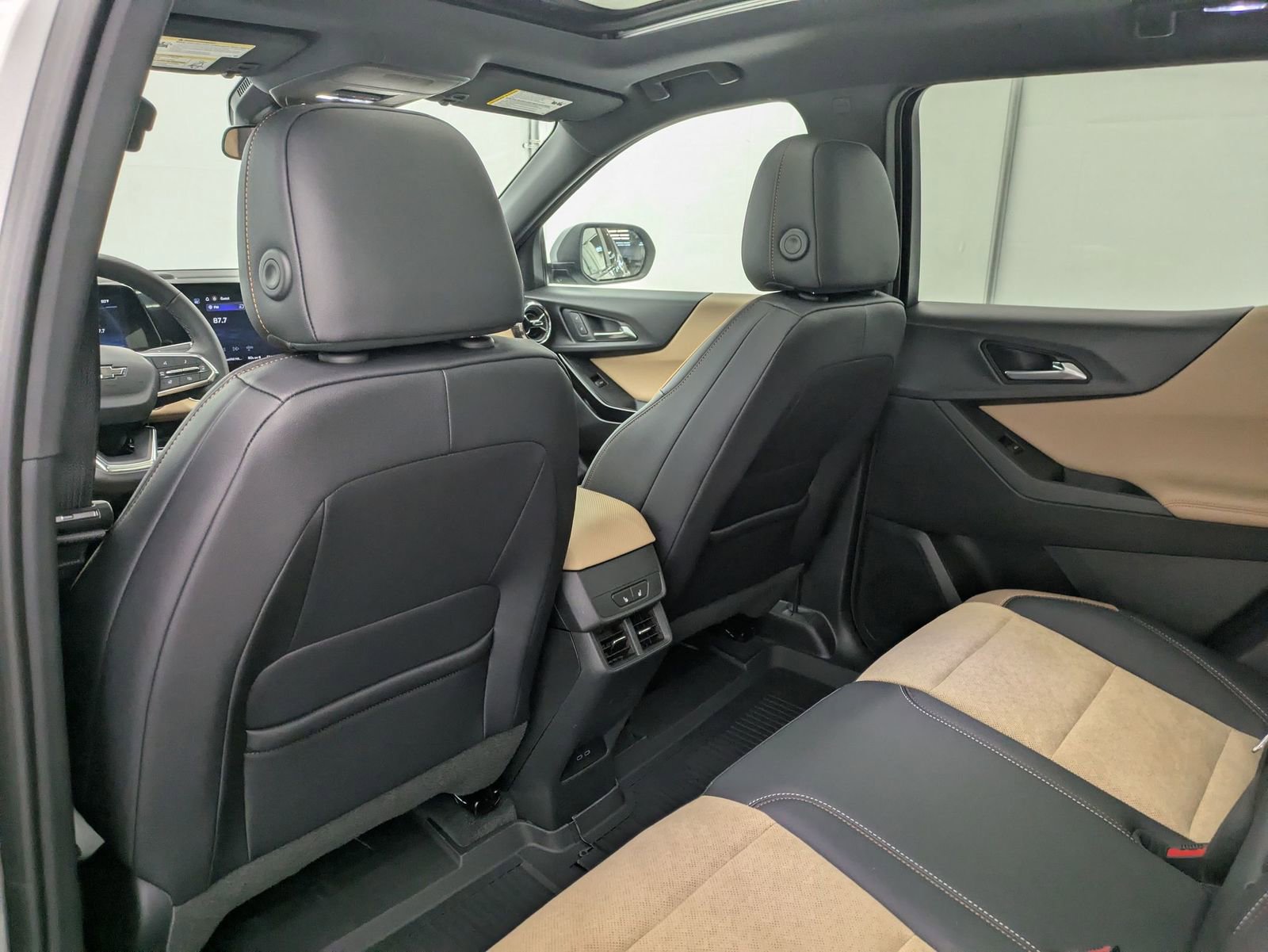 Thumbnail: 2026 Chevrolet Equinox - 19