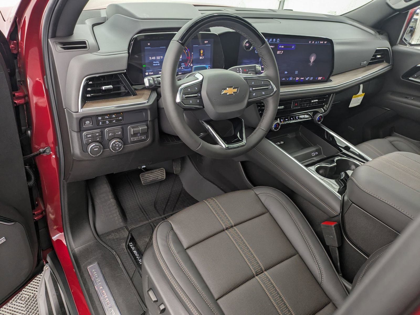 Thumbnail: 2026 Chevrolet Suburban - 2